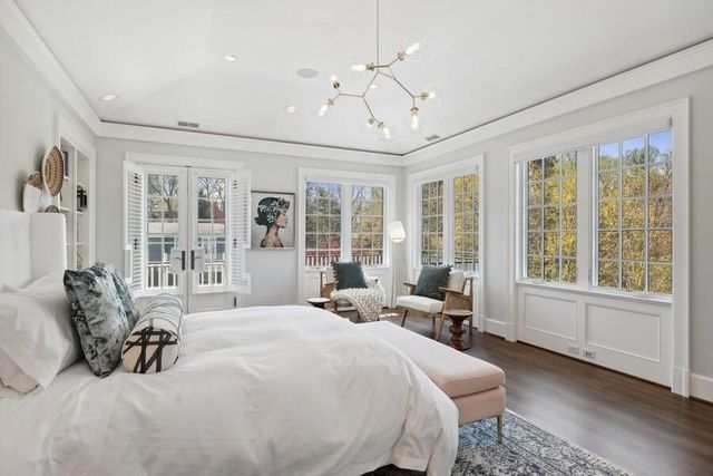 49106 Sun Valley Falls Boulevard, New Buffalo, MI 49117