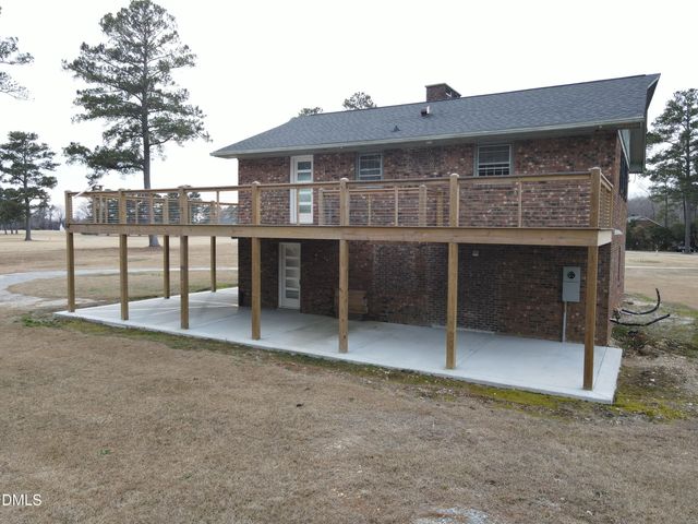 141 Chicora Club Drive, Dunn, NC 28334