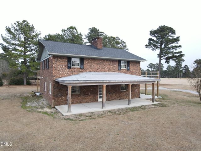 141 Chicora Club Drive, Dunn, NC 28334