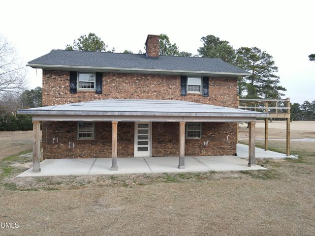 141 Chicora Club Drive, Dunn, NC 28334