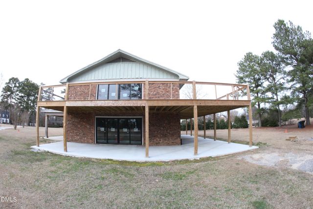 141 Chicora Club Drive, Dunn, NC 28334