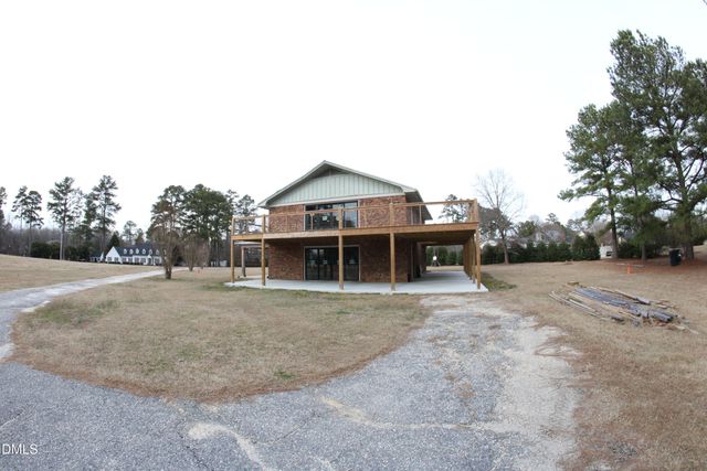 141 Chicora Club Drive, Dunn, NC 28334