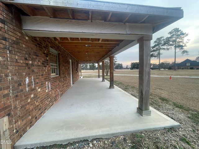 141 Chicora Club Drive, Dunn, NC 28334