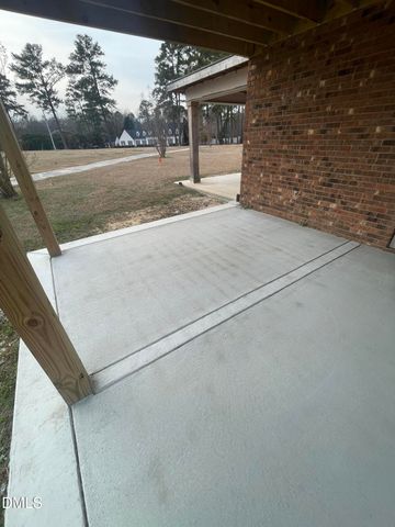 141 Chicora Club Drive, Dunn, NC 28334