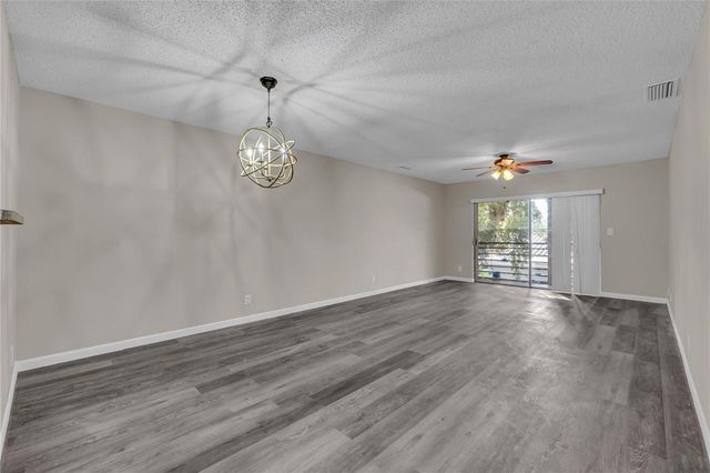 3250 NW 85th Avenue 14, Coral Springs, FL 33065