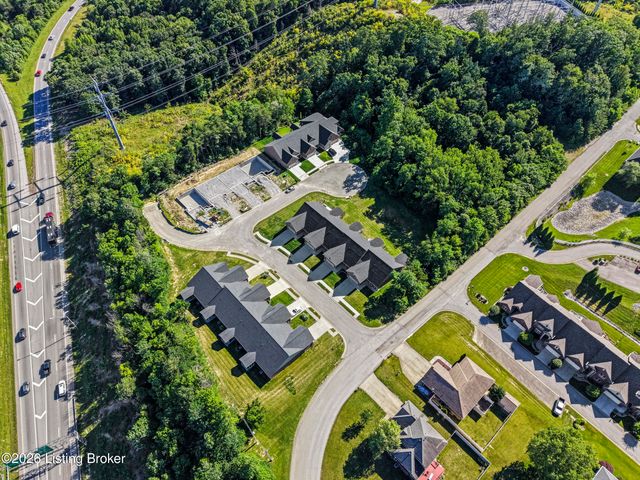 810 Katie Ln, New Albany, IN 47150