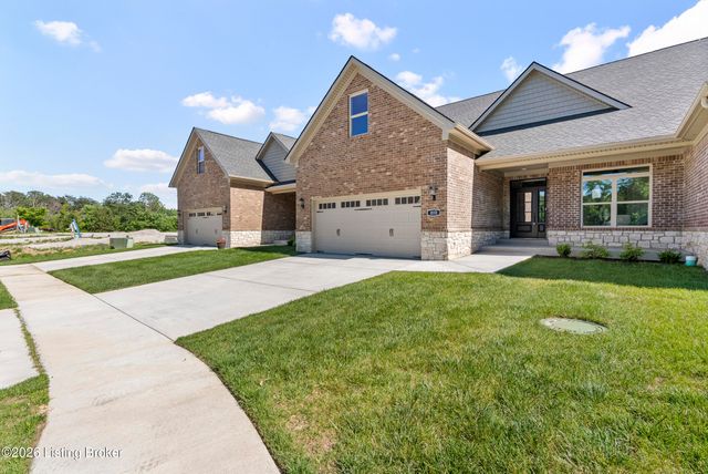 810 Katie Ln, New Albany, IN 47150