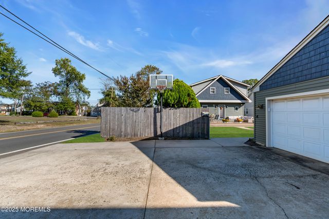 1301 Bay Avenue, Point Pleasant, NJ 08742