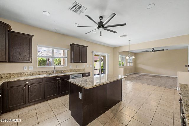 24772 W WEDGEWOOD Avenue, Buckeye, AZ 85326