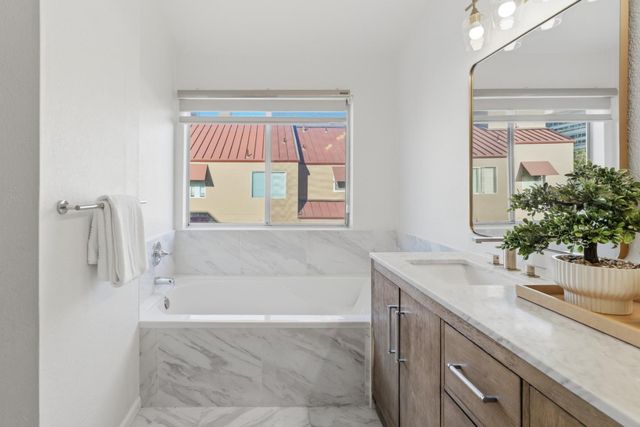 219 Commons Lane, Foster City, CA 94404