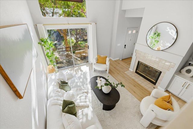 219 Commons Lane, Foster City, CA 94404