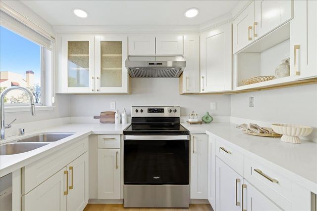 219 Commons Lane, Foster City, CA 94404