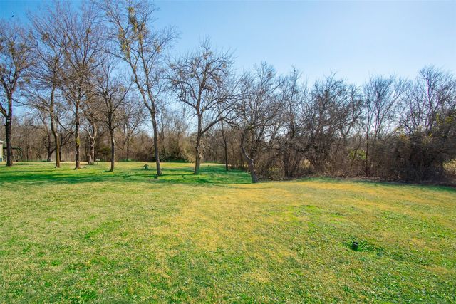 2963 Fall Brook Drive, Crandall, TX 75114