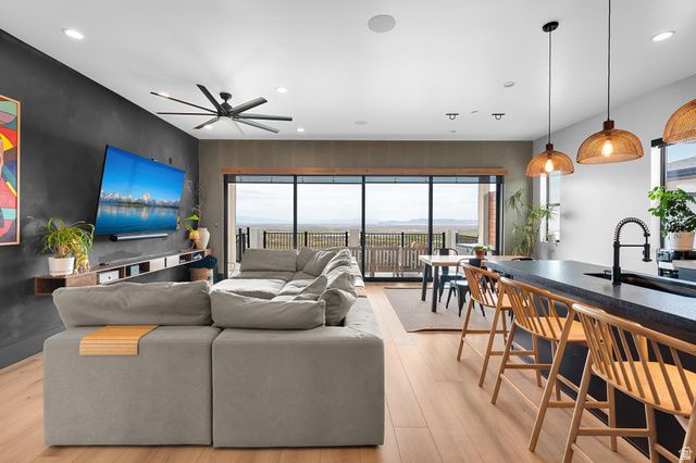 760 S MILLER AVE, North Salt Lake, UT 84054