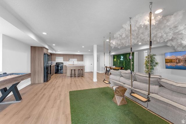 760 S MILLER AVE, North Salt Lake, UT 84054