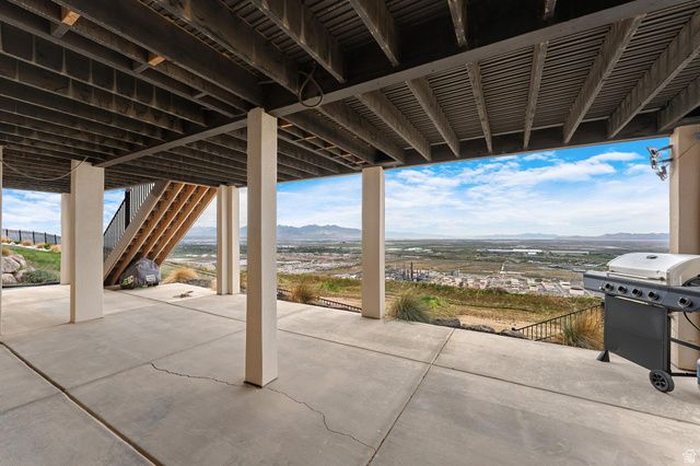 760 S MILLER AVE, North Salt Lake, UT 84054