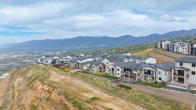 760 S MILLER AVE, North Salt Lake, UT 84054