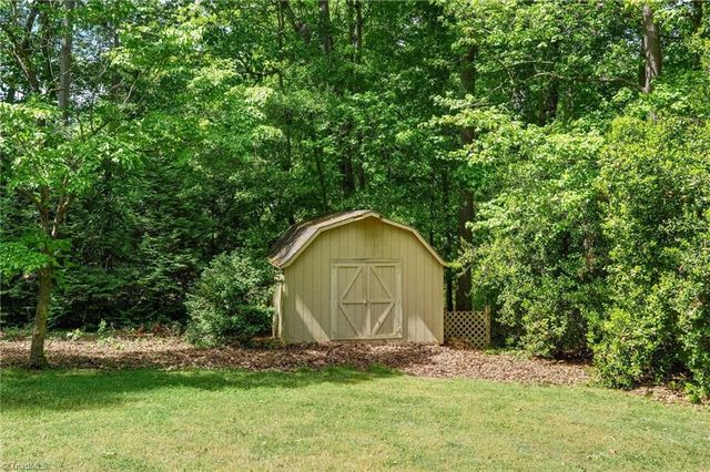 901 Country Club Drive, Reidsville, NC 27320