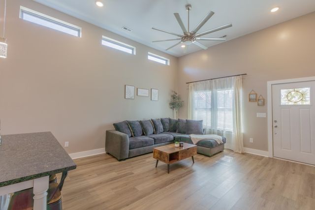 176 Rock Bridge Drive, Ringgold, GA 30736