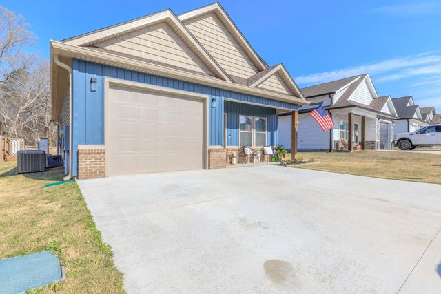 176 Rock Bridge Drive, Ringgold, GA 30736