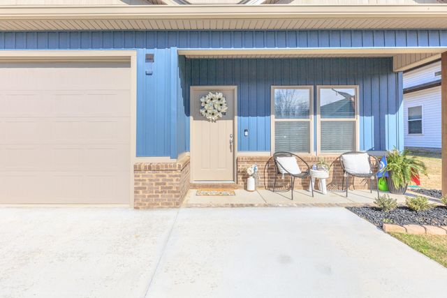 176 Rock Bridge Drive, Ringgold, GA 30736