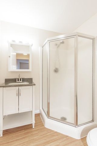 37 Alice Dr Apt 75, Concord, NH 03303