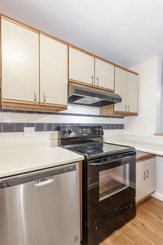 37 Alice Dr Apt 75, Concord, NH 03303