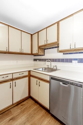 37 Alice Dr Apt 75, Concord, NH 03303