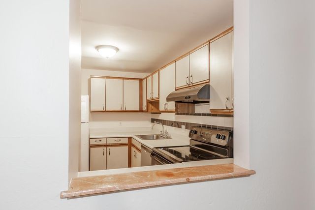 37 Alice Dr Apt 75, Concord, NH 03303