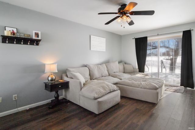 1112 Salem Lane, Evansville, IN 47710