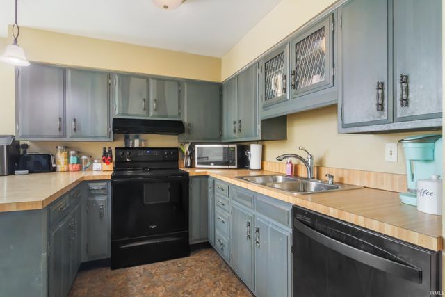 1112 Salem Lane, Evansville, IN 47710