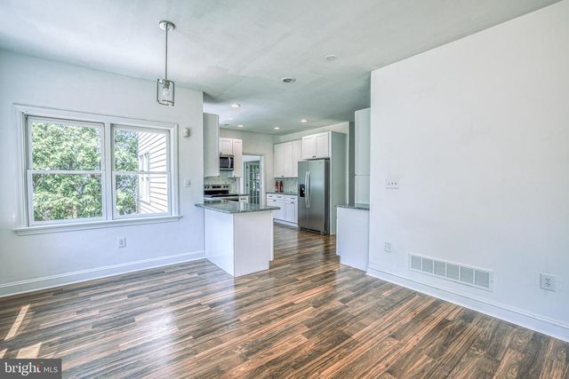344 W CHARLOTTE ST, Millersville, PA 17551