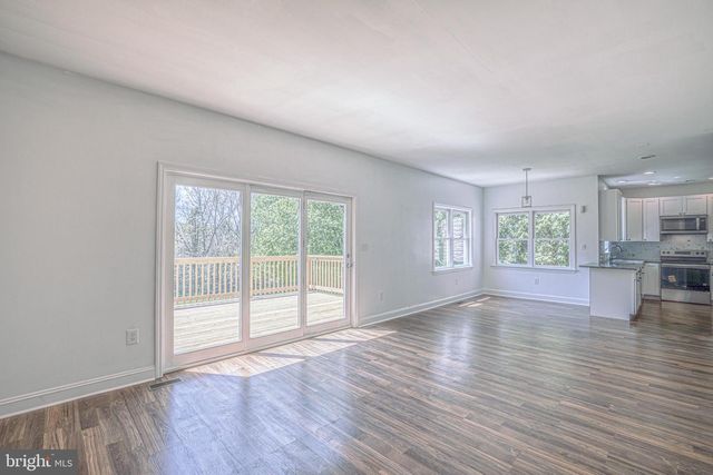 344 W CHARLOTTE ST, Millersville, PA 17551