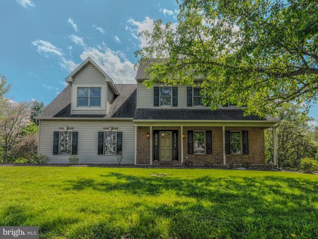 344 W CHARLOTTE ST, Millersville, PA 17551