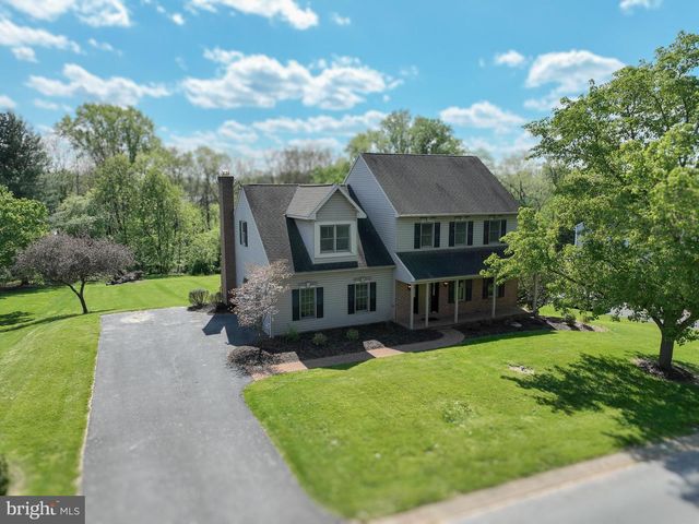 344 W CHARLOTTE ST, Millersville, PA 17551
