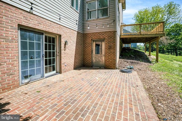 344 W CHARLOTTE ST, Millersville, PA 17551
