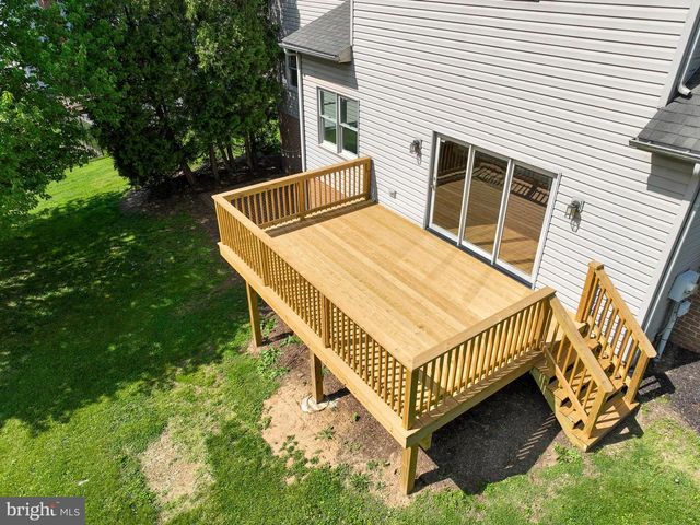 344 W CHARLOTTE ST, Millersville, PA 17551