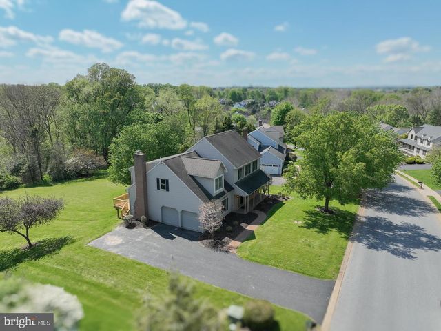 344 W CHARLOTTE ST, Millersville, PA 17551