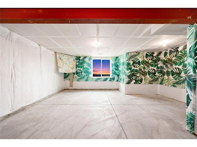 6707 Mariposa Ct, Denver, CO 80221