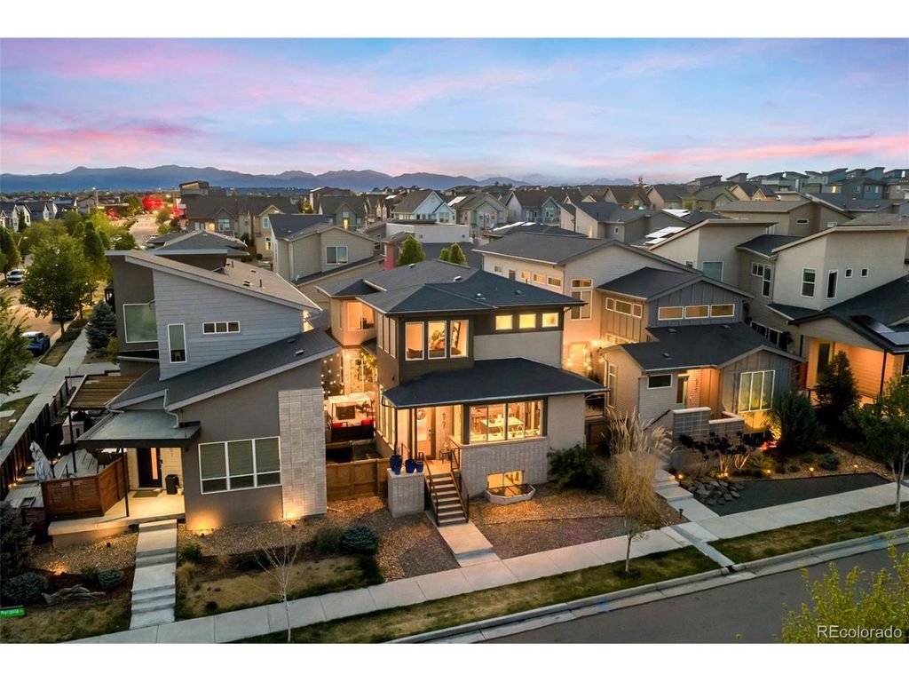 6707 Mariposa Ct, Denver, CO 80221