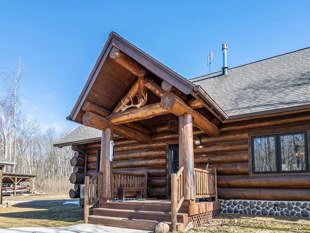 5330 Scottish Hills Dr Drive, Gladwin, MI 48624