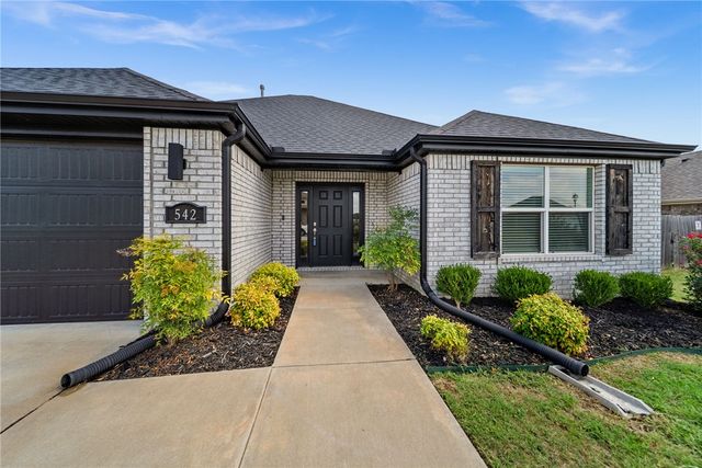 542 N Greylag Way, Farmington, AR 72730