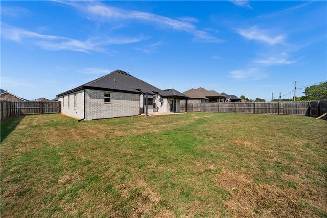 542 N Greylag Way, Farmington, AR 72730
