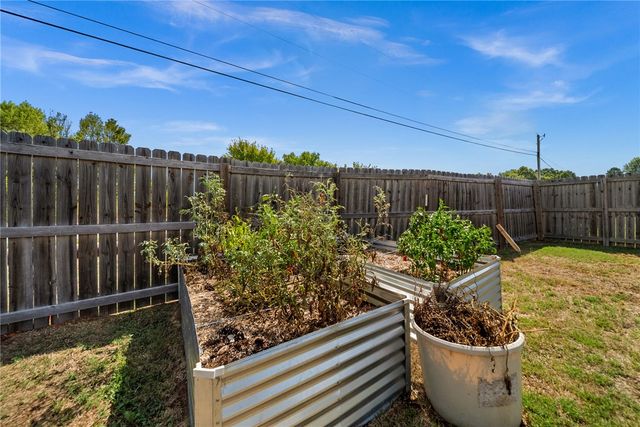 542 N Greylag Way, Farmington, AR 72730