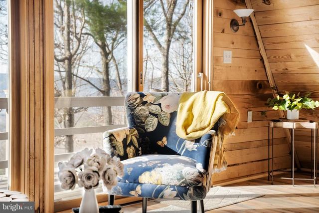 698 VALLEY VIEW RD, Rileyville, VA 22650