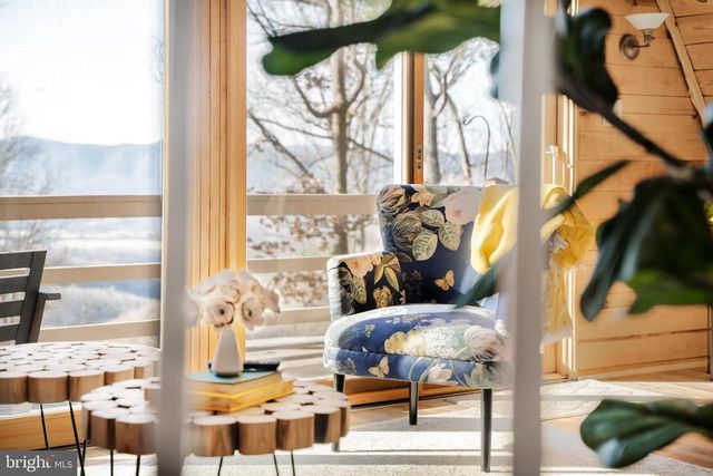 698 VALLEY VIEW RD, Rileyville, VA 22650