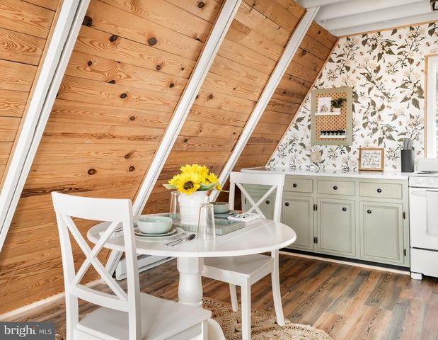 698 VALLEY VIEW RD, Rileyville, VA 22650