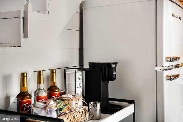 698 VALLEY VIEW RD, Rileyville, VA 22650