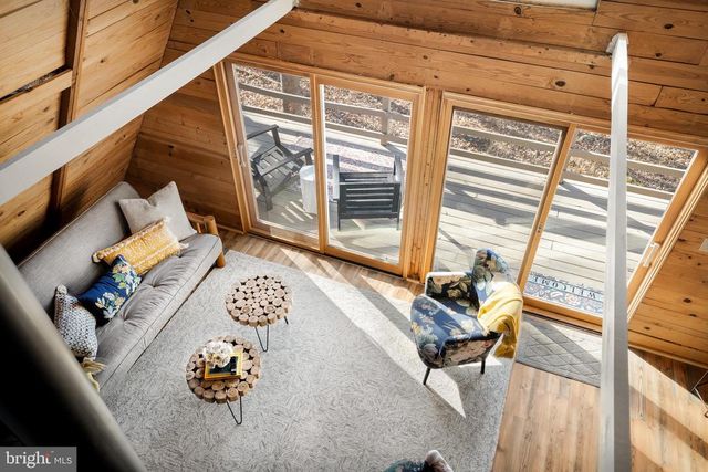 698 VALLEY VIEW RD, Rileyville, VA 22650