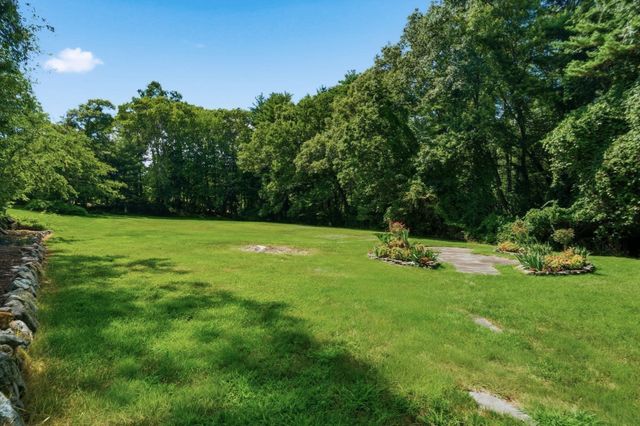 126 Lexington Road, Lincoln, MA 01773